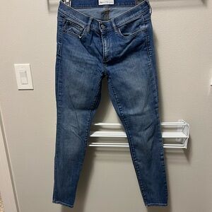 Gap True Skinny jeans -27R